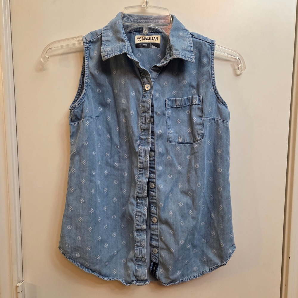 Magellan Outdoors Kids Girls Large Blue Sleeveless Button Down Geometric Shirt
